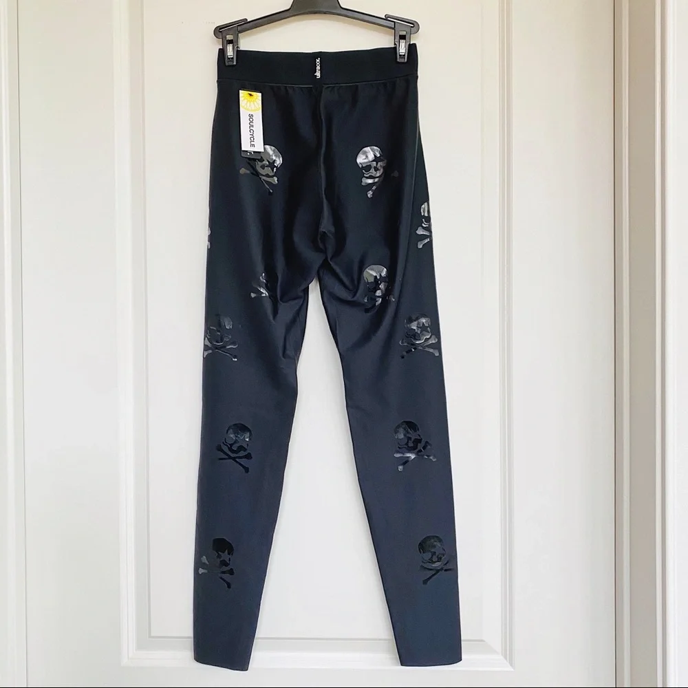 SOULCYCLE Skull Leggings - Picture 2 of 5